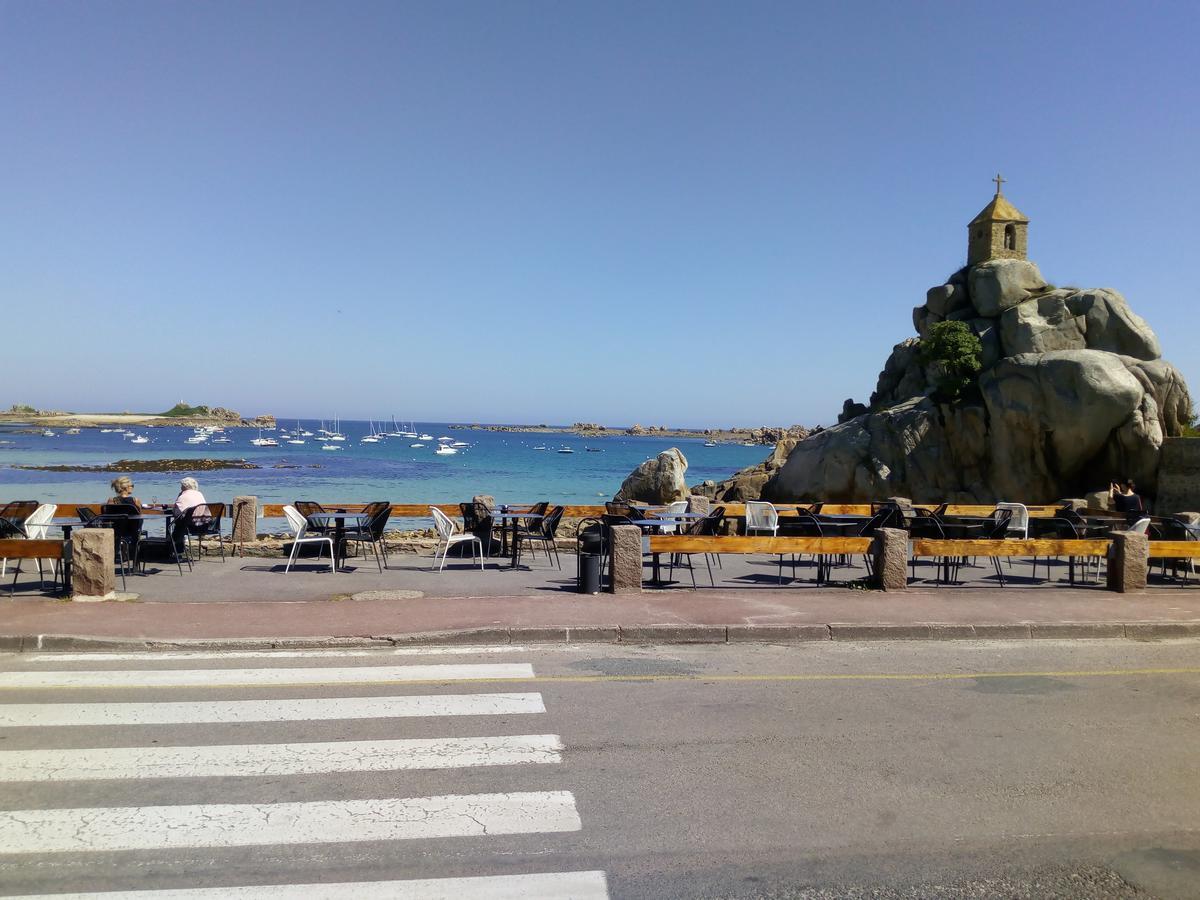 Grand Hotel De Port Blanc Penvénan Kültér fotó
