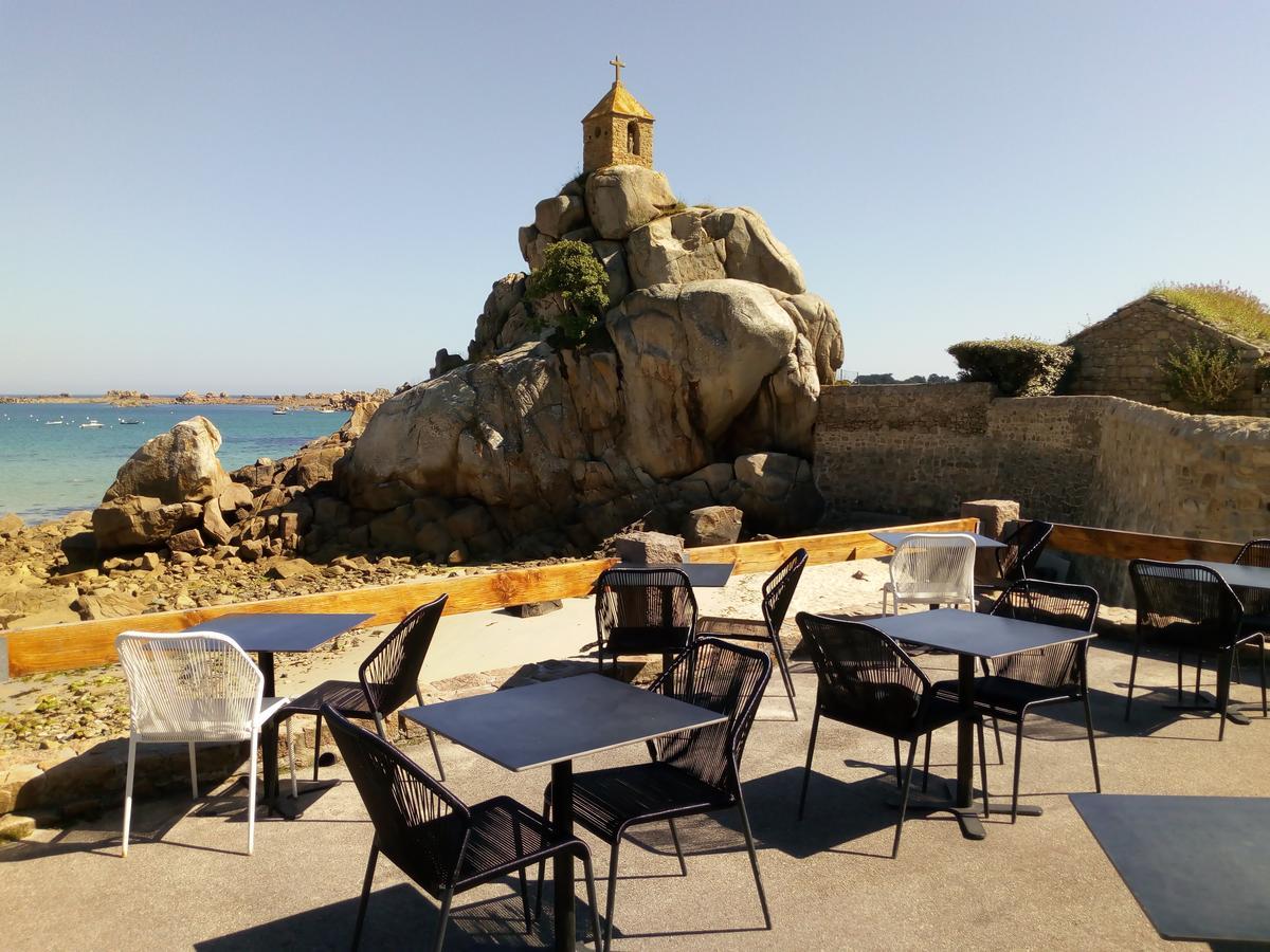 Grand Hotel De Port Blanc Penvénan Kültér fotó