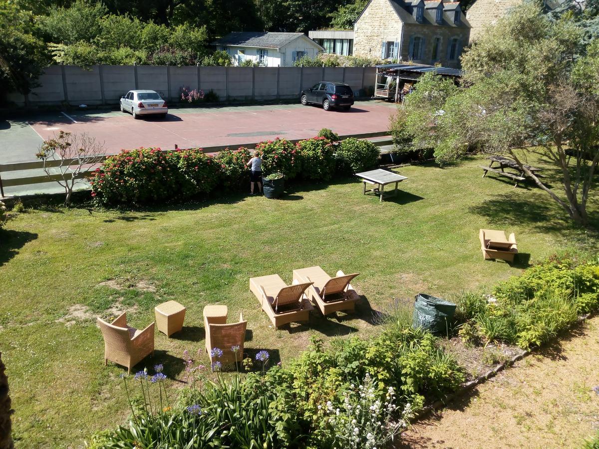 Grand Hotel De Port Blanc Penvénan Kültér fotó